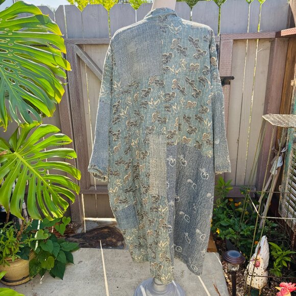 Magnolia Pearl Denim Blue Linen Good Fortune Kimono - Picture 10 of 16